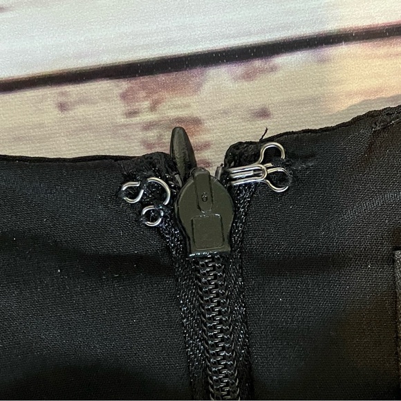 Donna Morgan Short Sleeve Black Maxi Dress, 12 - Picture 4 of 12